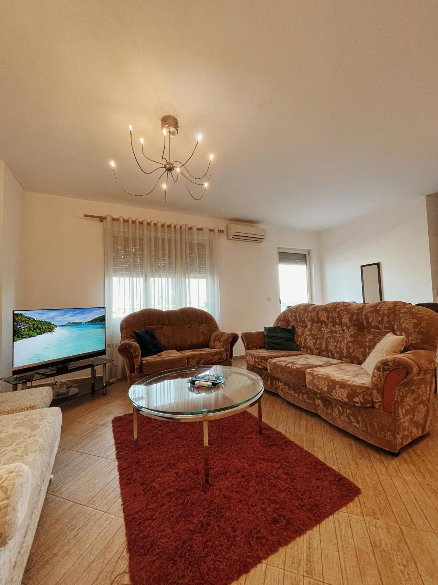 Lovely Apartment טיראנה מראה חיצוני תמונה
