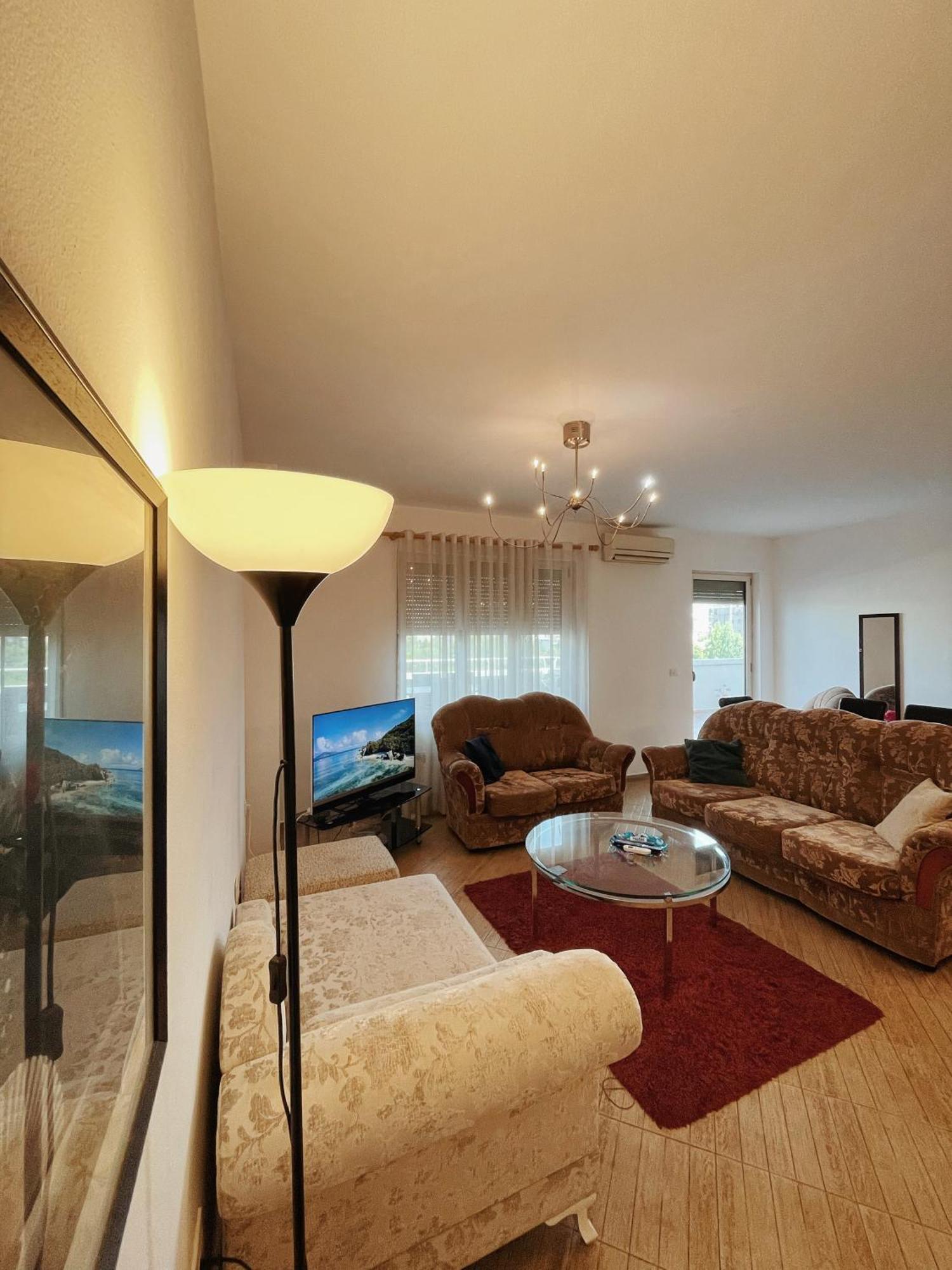 Lovely Apartment טיראנה מראה חיצוני תמונה
