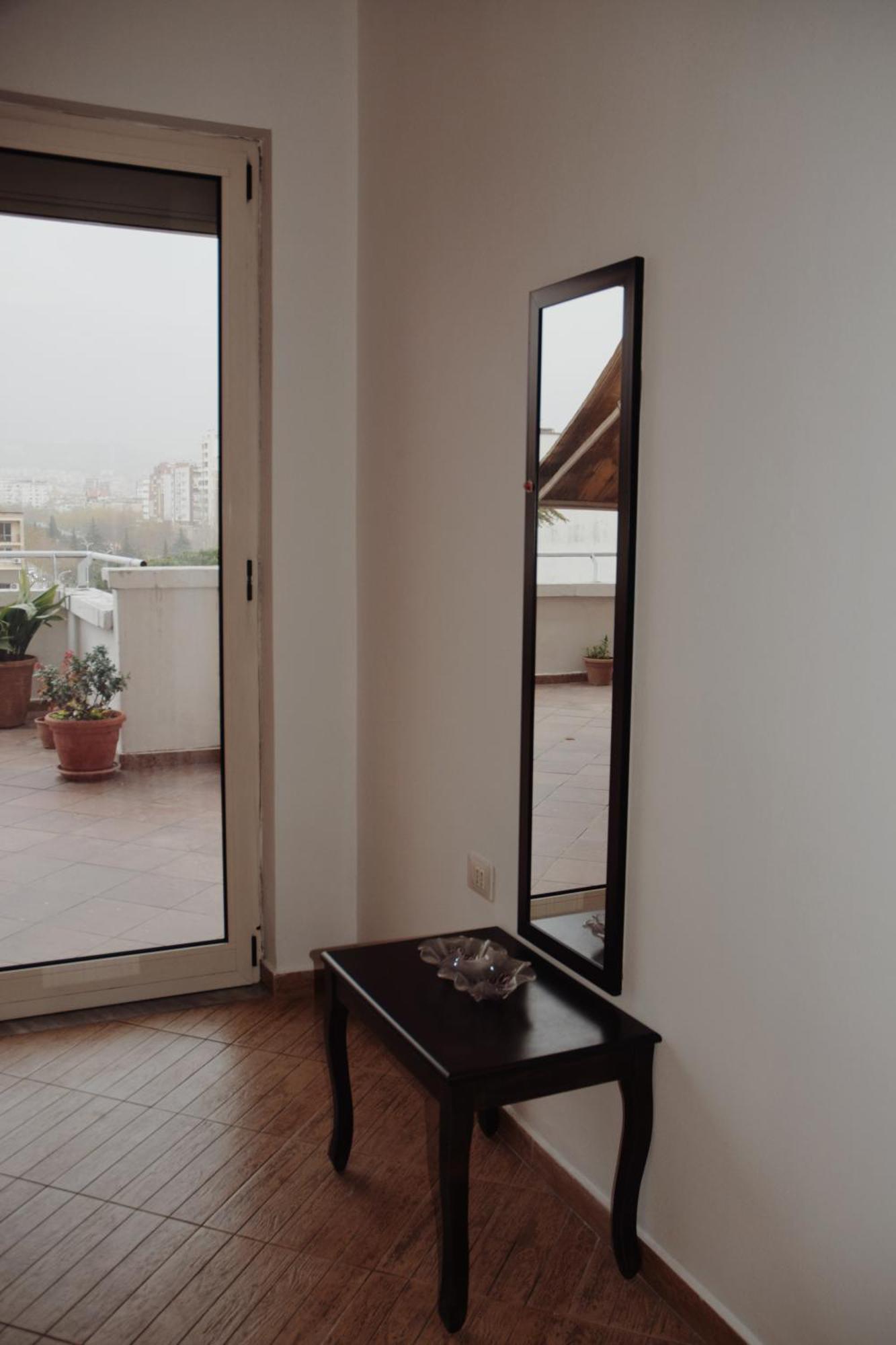 Lovely Apartment טיראנה מראה חיצוני תמונה